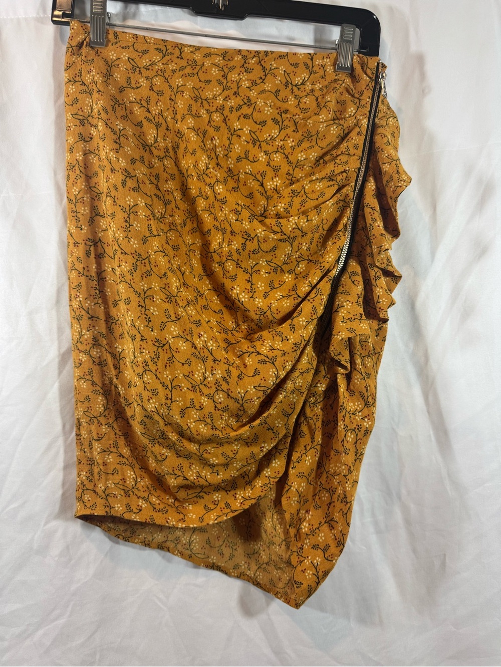 Veronica Beard Mustard Floral Ruffle Zip-Accent Skirt 0